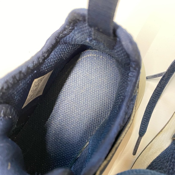 Boys adidas - Picture 1 of 5